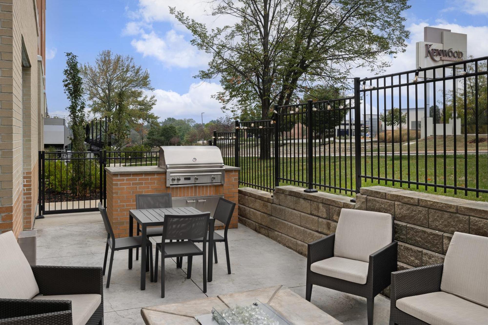 Residence Inn Kenwood Exterior foto